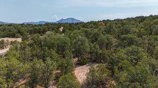 7 Magnify Court 