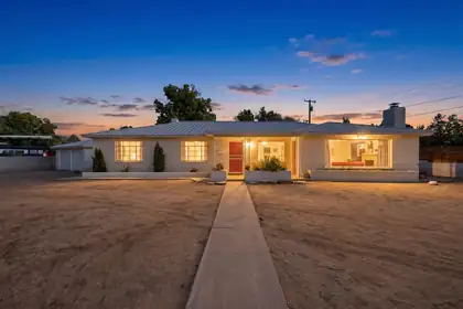8013 Indian School Road NE, Albuquerque