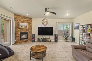 8700 Aspen Leaf Drive NE 