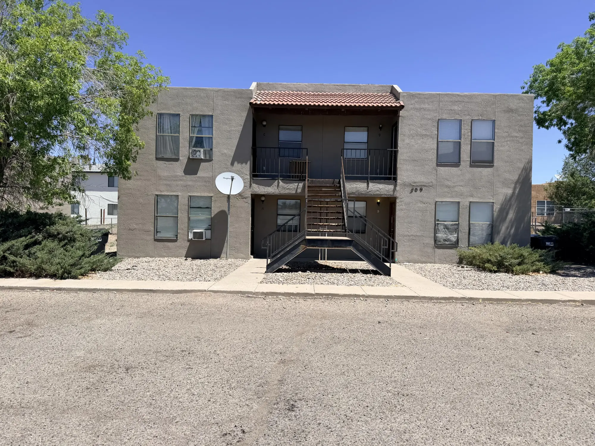 309-313 Geraldine Loop SE