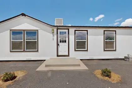 517 E First Street NE, Rio Rancho