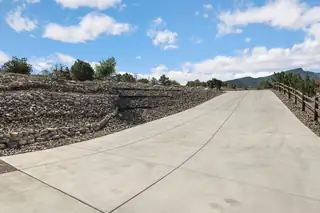 7 Sunrise Drive 