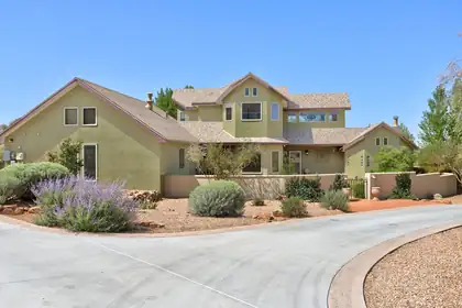 10220 Eagle Rock Avenue NE, Albuquerque