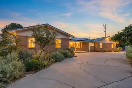 3121 San Joaquin Avenue SE, Albuquerque