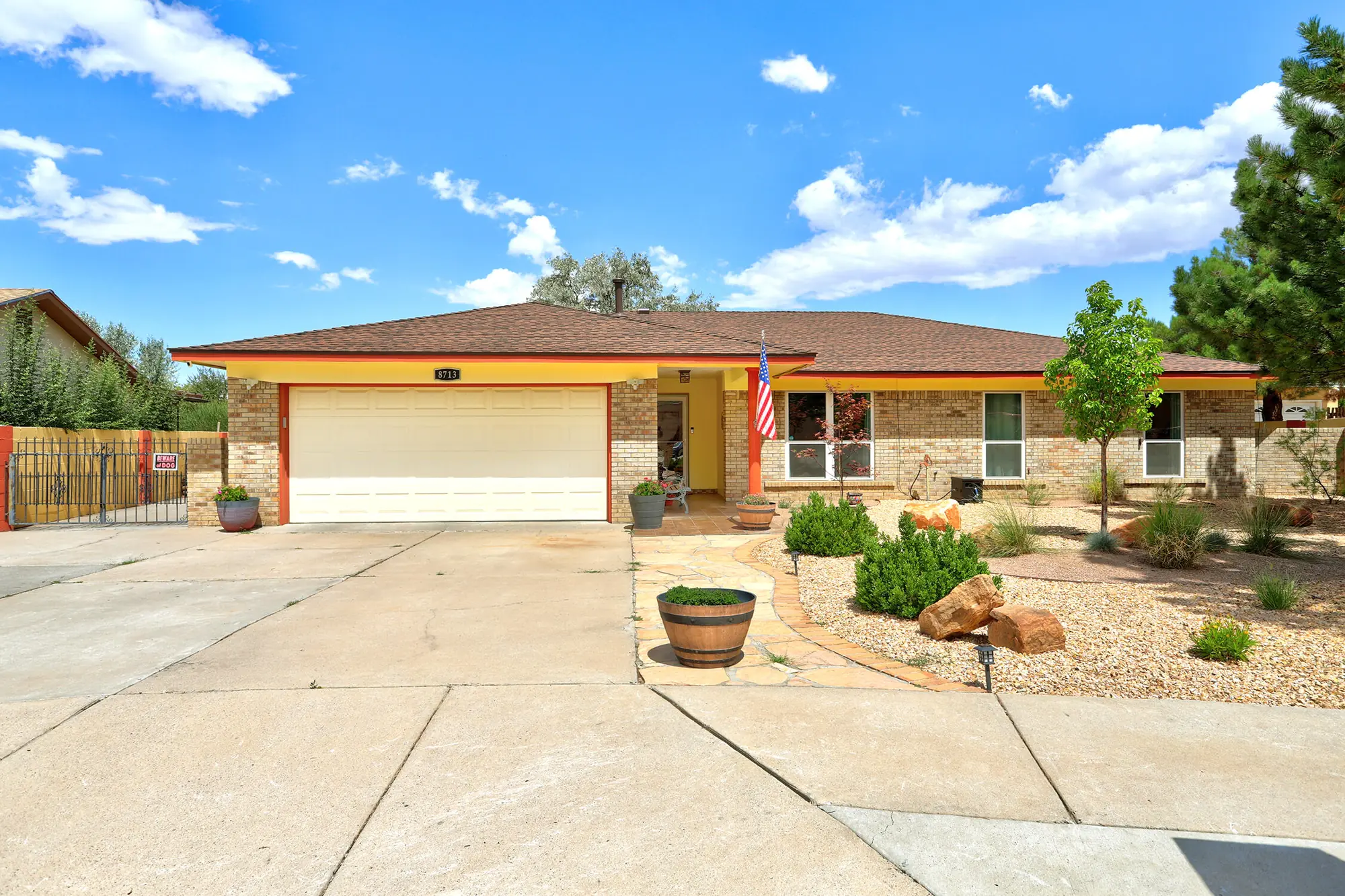 8713 Supreme Court NE