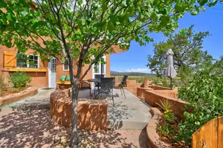5 Lakeview Circle 