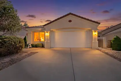 4928 Skyline View Court NE, Albuquerque 