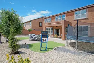101 Paseo Vista Loop NE 