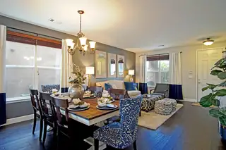 101 Paseo Vista Loop NE 