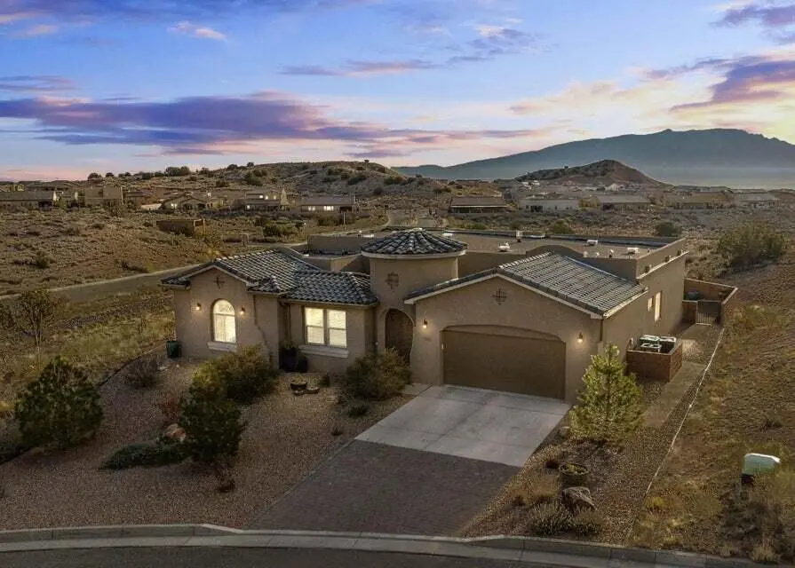 5518 Desert Sky Court NE