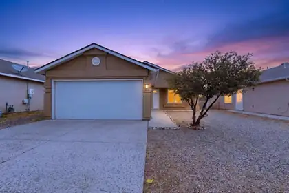 1840 Shadowcast Drive SW, Albuquerque