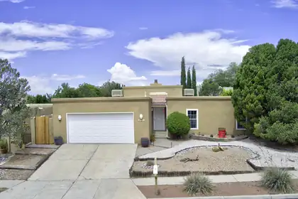 9211 Cascajo Drive NE, Albuquerque