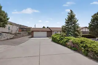 206 Wells Drive NE 