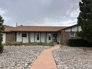 206 Wells Drive NE 