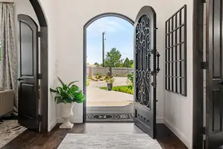 10511 San Antonio Drive NE 