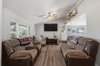 33 Jennifer Drive 