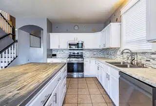 1014 Toscana Drive SE 