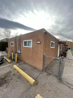 525 Valencia Drive SE 