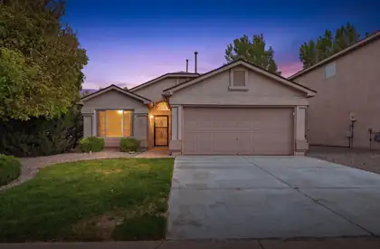 644 Valley Meadows Drive NE, Rio Rancho