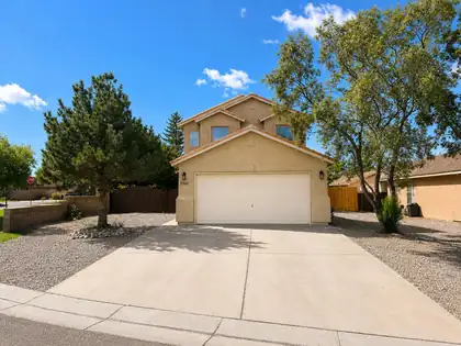 208 Colinas Avenue NE, Albuquerque
