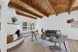 13012 Calle De Sandias NE 