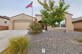 139 Suez Road NE 