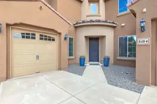 848 Mesa Roja Trail NE 