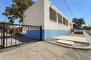 637 Broadway Boulevard SE B 