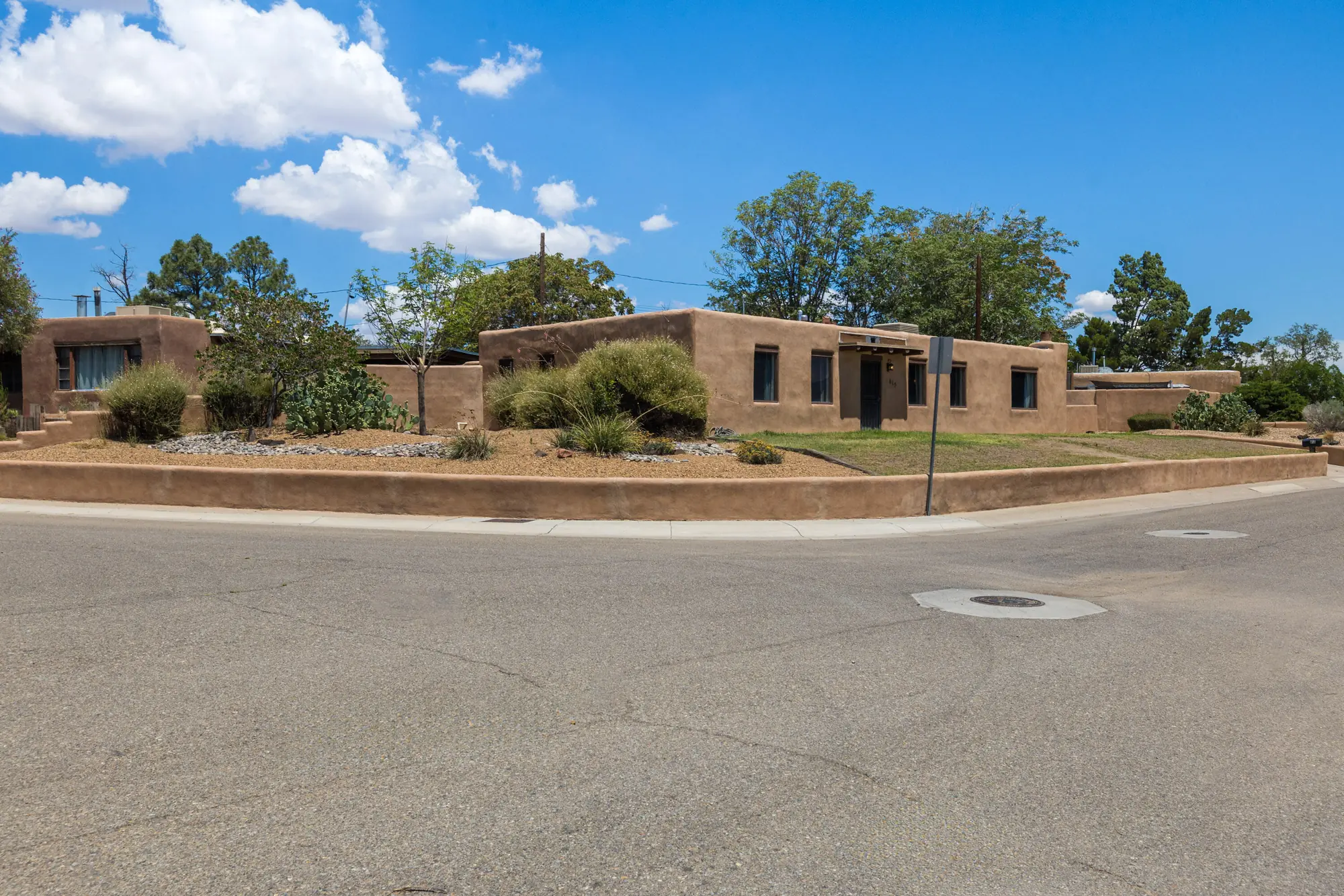 815 Rio Vista Circle SW