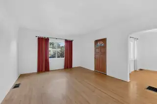 629 Dartmouth Drive NE 