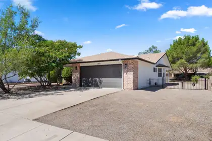 2513 Twin Buttes Drive NE, Rio Rancho
