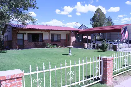 704 Liles Street, Socorro 