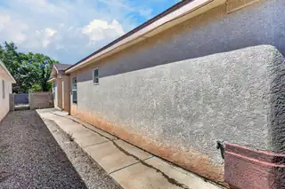 8008 Vista Estrella Lane SW 