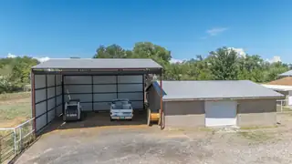 86 Molina Road 