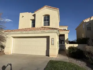 701 Renaissance Loop SE 