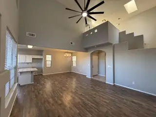 701 Renaissance Loop SE 
