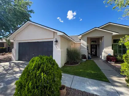 8201 Summerfield Court SW, Albuquerque
