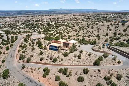 47 Yucca Lane, Placitas