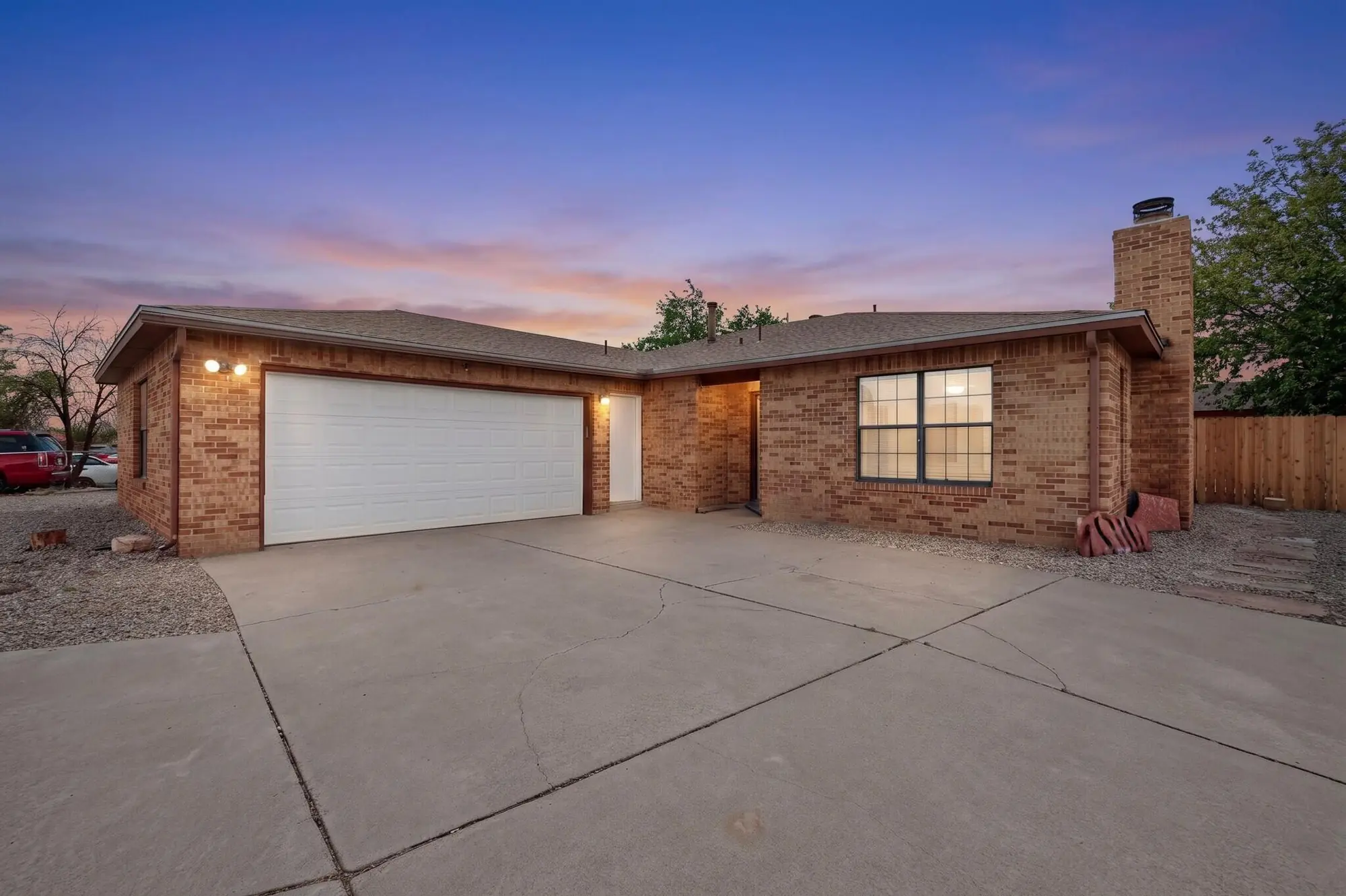 910 Crenshaw Court