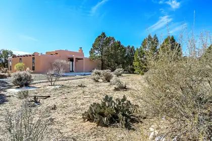 1 Zia Trail, Corrales