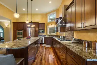 14016 Wind Mountain Road NE 