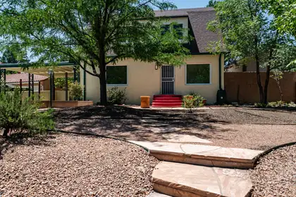 1309 Ridgecrest Drive SE, Albuquerque