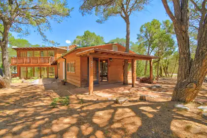 27 La Cresta Circle, Tijeras
