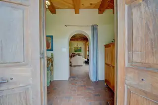 32 Priestly Place 