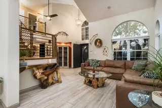 10204 Snowflake Court NW 
