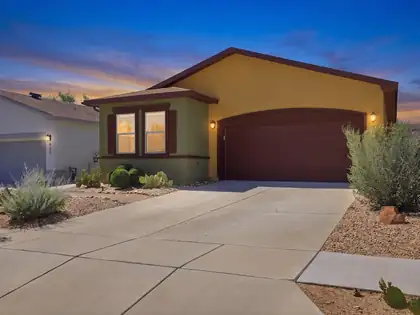 470 Zuni River Circle SW, Los Lunas