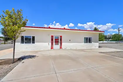 4415 Isleta Boulevard SW, Albuquerque