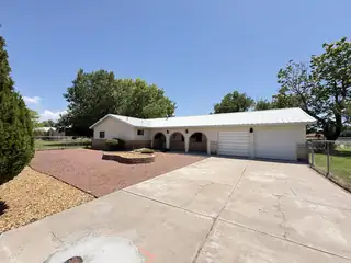 2740 Valle Grande Road SW 