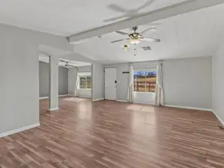 24 Griffin Road 