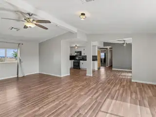24 Griffin Road 